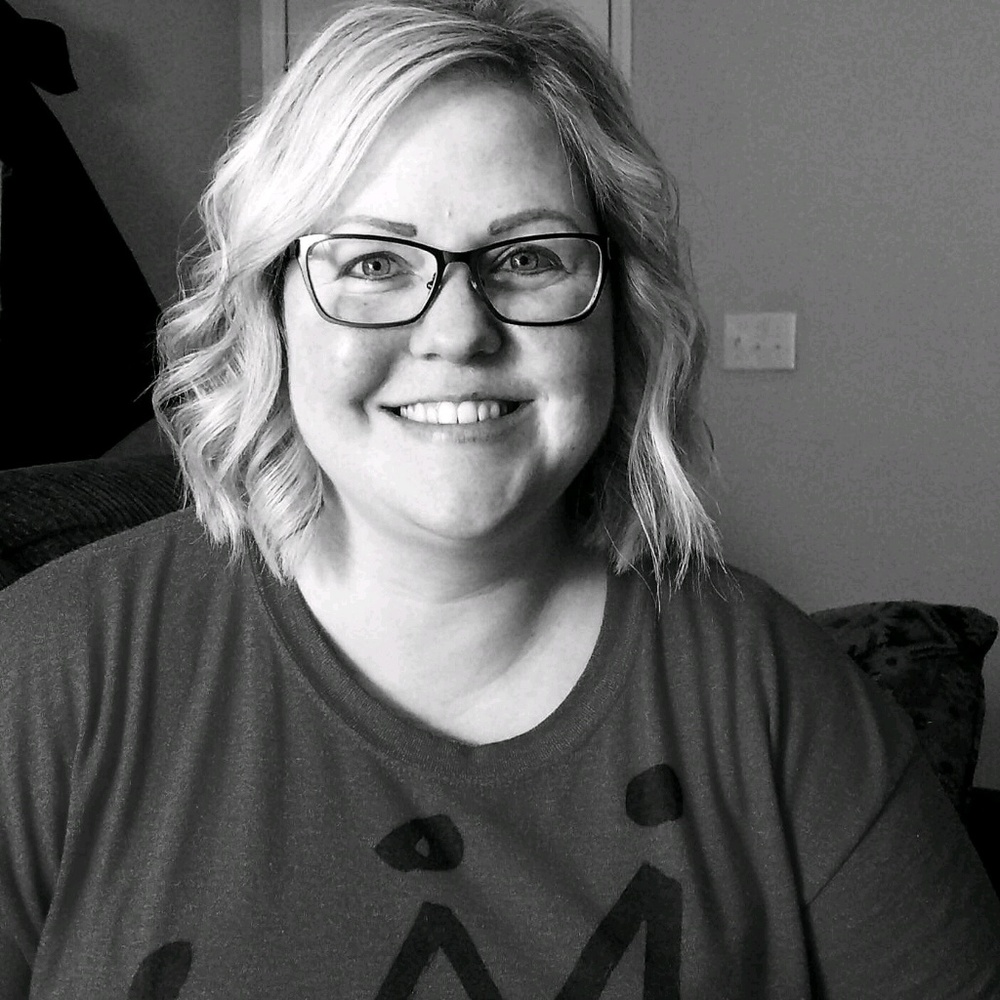 Meet your Posher, Traci